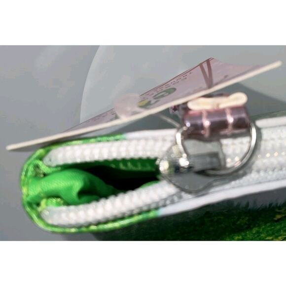 BUDDY Christmas Elf Green White Makeup Cosmetic Zip Bag I Heart Revolution NWT - Picture 5 of 6